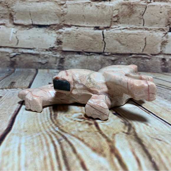 Vintage Carved Pink Marble Onyx Stone Lion Sculpture Figurine 4.5" x 2.75" x 1" - Picture 7 of 9
